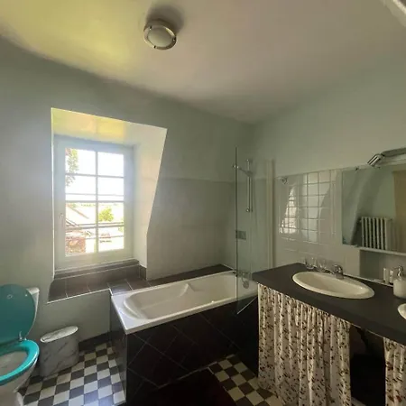 Dans Chateau Pour 7 Personnes Vakantiehuis *